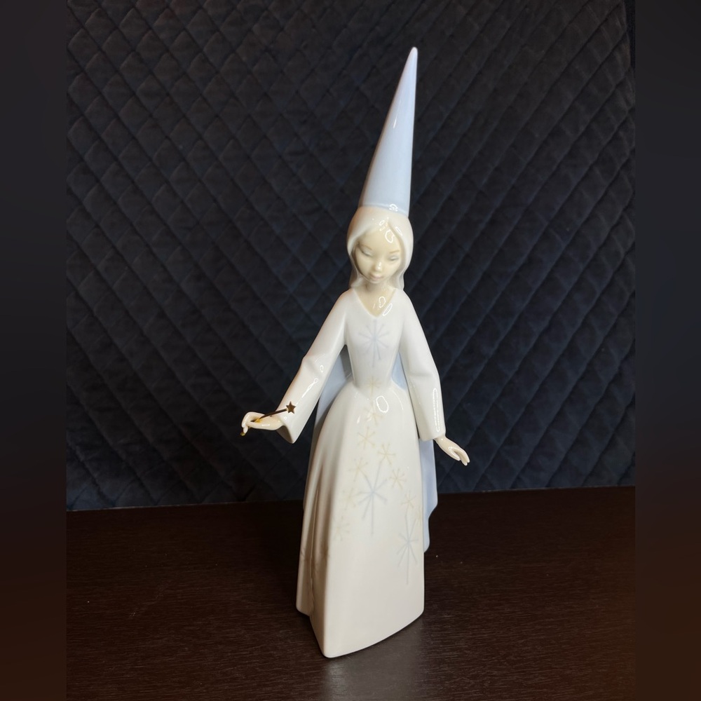 Lladro Fairy with wand pointed hat and stars on dress Glazed